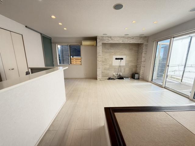 リビング  写真撮影日：2025-10-26