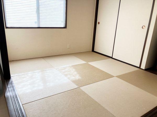 リビング以外の居室  写真撮影日：2025-10-26