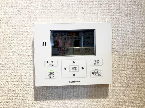発電・温水設備 太陽光コントロールパネル  写真撮影日：2025-03-22