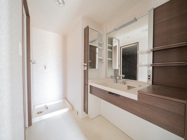 洗面台・洗面所  写真撮影日：2025-11-27