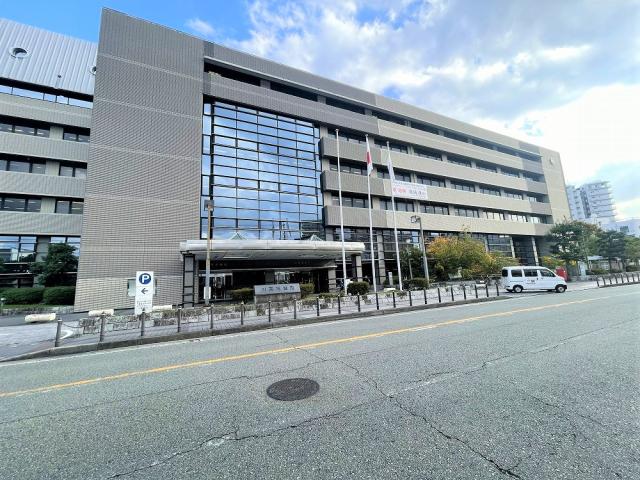 川西市役所 1800m 写真撮影日：2025-11-06