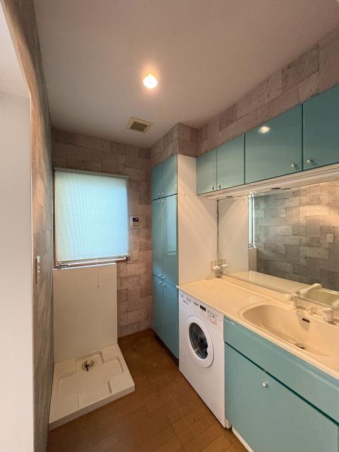 洗面台・洗面所  写真撮影日：2025-11-02