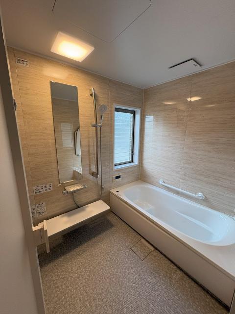 浴室  写真撮影日：2025-11-02