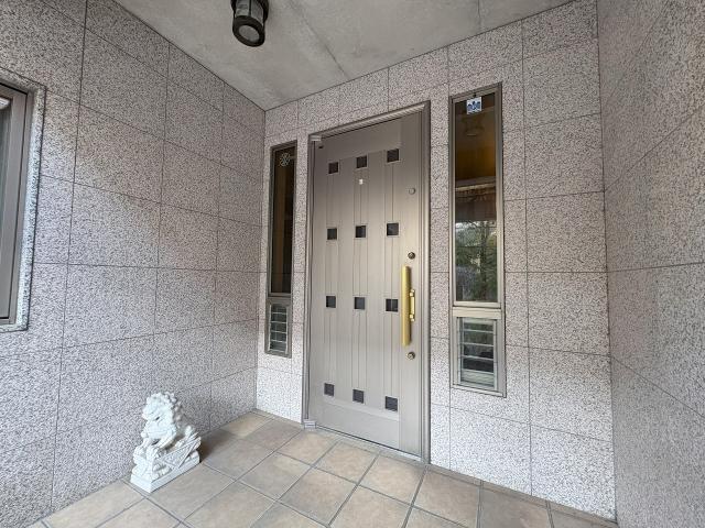 玄関  写真撮影日：2025-11-02