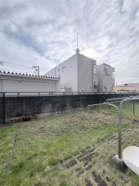 庭  写真撮影日：2025-11-02