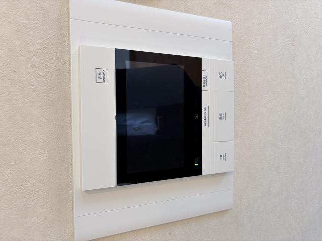 防犯設備 モニター付きインターホン  写真撮影日：2025-11-02