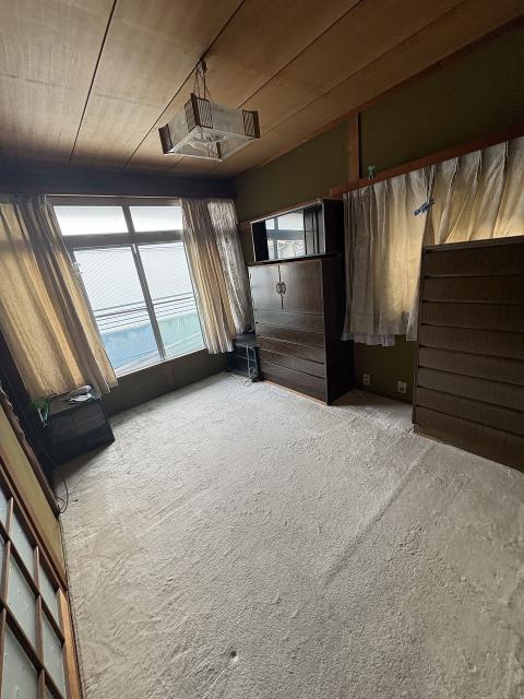 リビング以外の居室  写真撮影日：2025-11-02