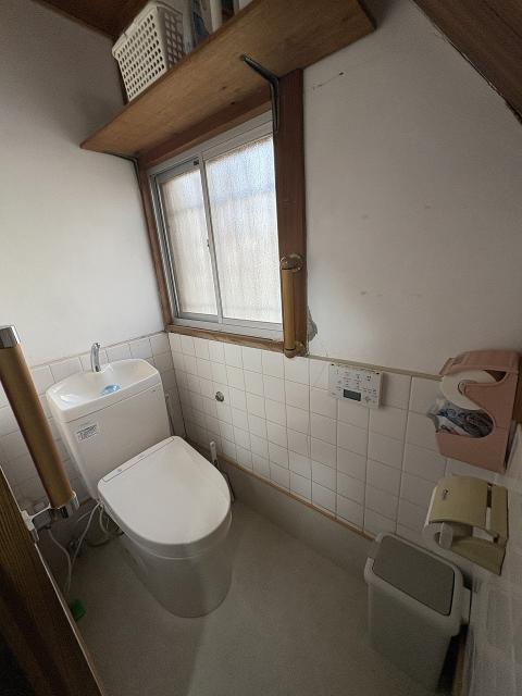 トイレ  写真撮影日：2025-11-02