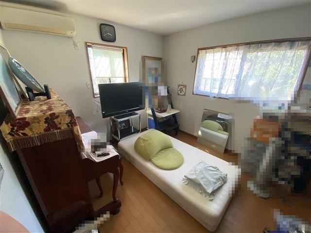 リビング以外の居室  写真撮影日：2025-11-07