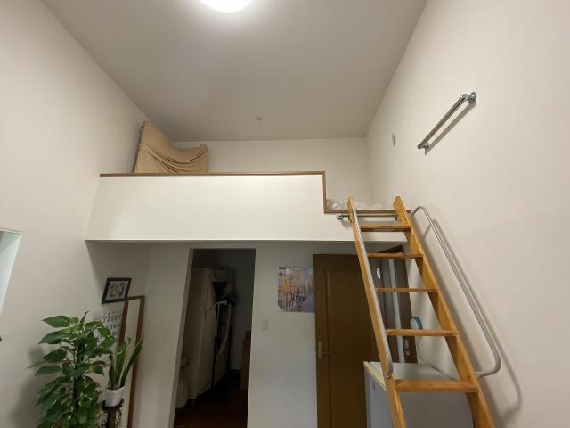 リビング以外の居室  写真撮影日：2025-11-07