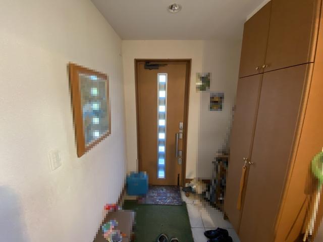 玄関  写真撮影日：2025-11-07