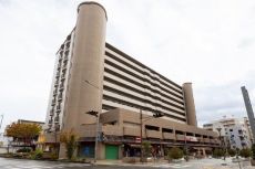 阪急伊丹線「伊丹」駅徒歩6分、JR福知山線「伊丹」駅徒歩8分。複数路線利用可能な便利な立地です。