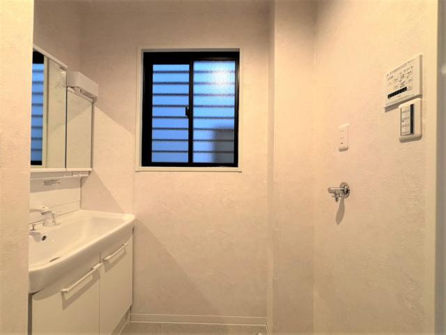 洗面台・洗面所  写真撮影日：2025-11-21