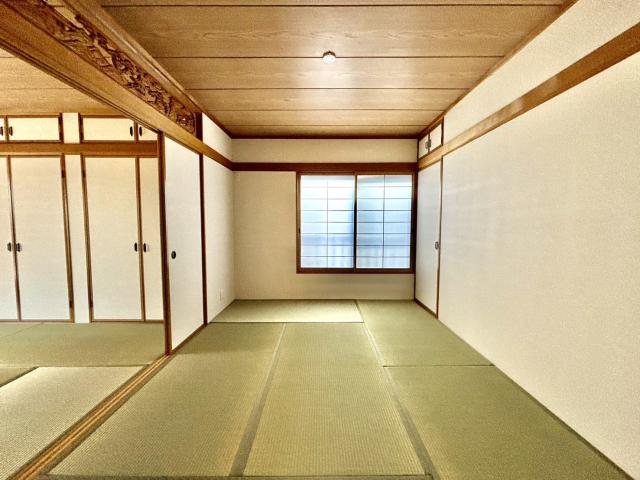 リビング以外の居室  写真撮影日：2025-11-21