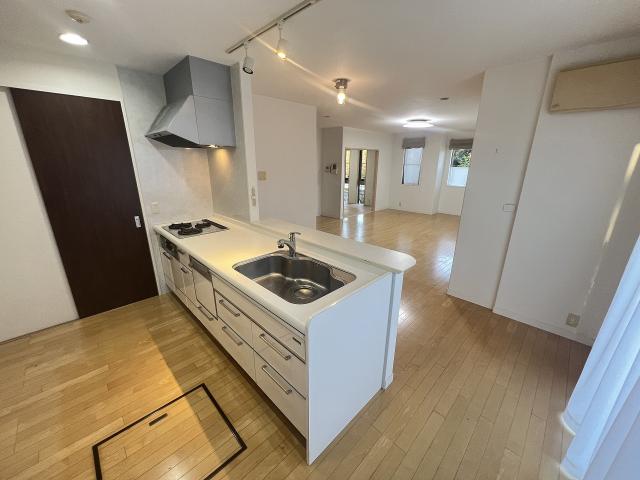 キッチン  写真撮影日：2025-12-04