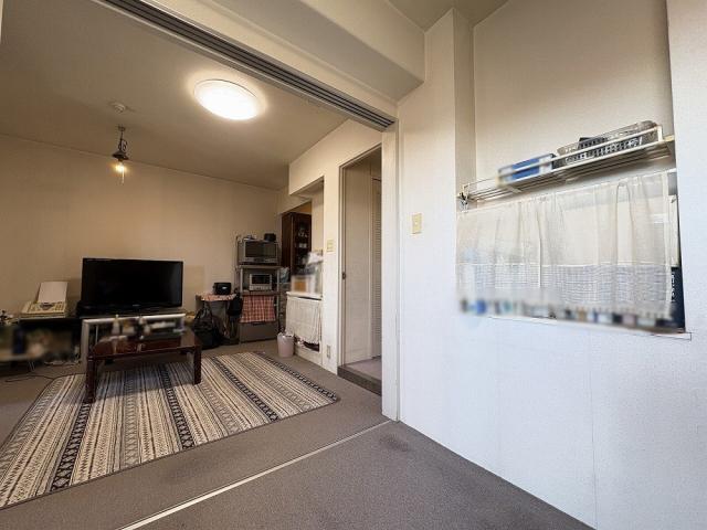 リビング以外の居室  写真撮影日：2025-12-11