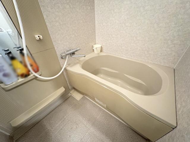 浴室  写真撮影日：2025-12-11