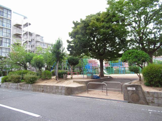 城の越公園 200m 写真撮影日：2025-12-14