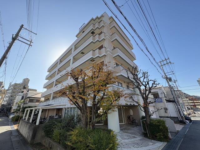 現地外観写真  写真撮影日：2025-12-21