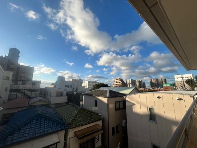 住戸からの眺望写真  写真撮影日：2025-12-21