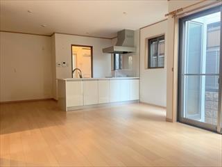 リビングダイニング