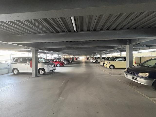 駐車場(共用設備)  写真撮影日：2026-02-02