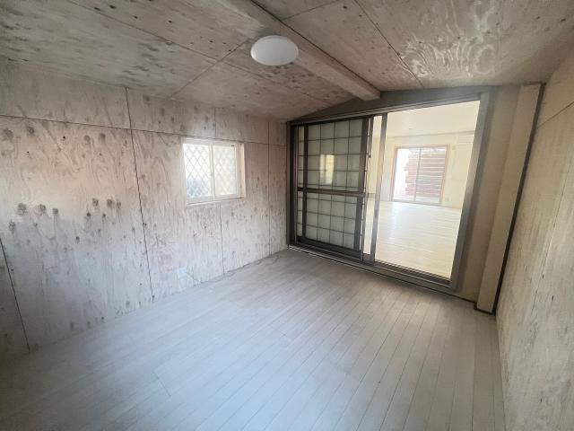 リビング以外の居室  写真撮影日：2026-02-11