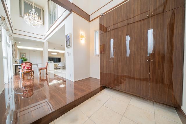 玄関  写真撮影日：2026-03-08