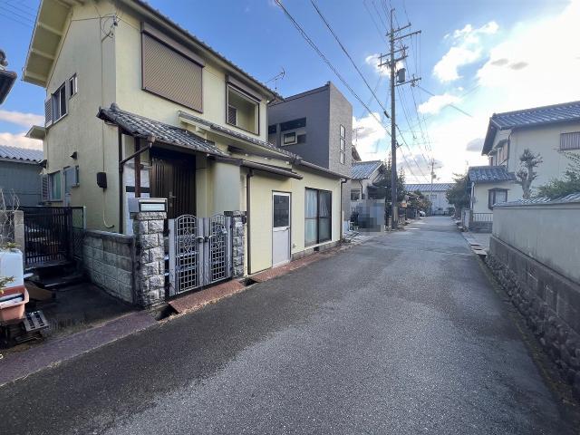 前面道路含む現地写真  写真撮影日：2026-02-13