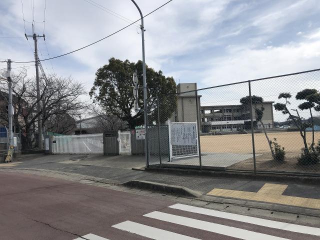 広野小学校 370m 写真撮影日：2026-02-13