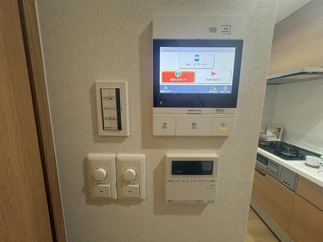 防犯設備 モニタ付きインターホン  写真撮影日：2026-02-20