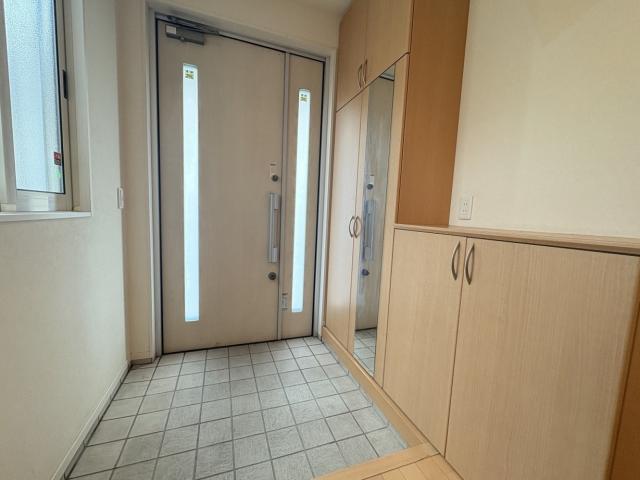 玄関  写真撮影日：2026-03-08