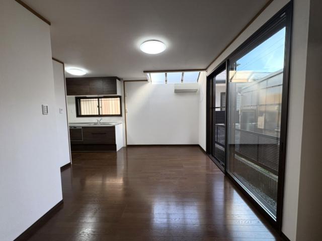 リビング  写真撮影日：2026-03-12