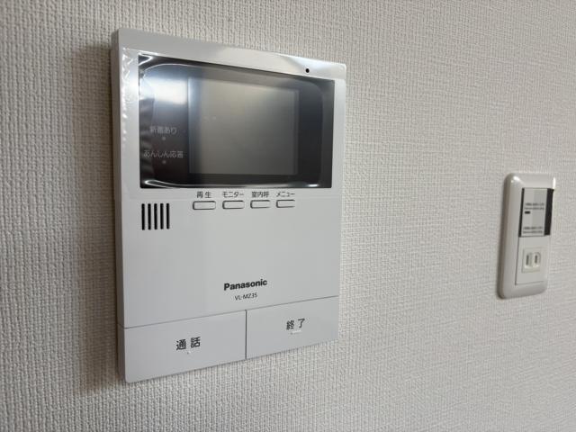 防犯設備 TVモニター付インターフォン  写真撮影日：2026-03-12