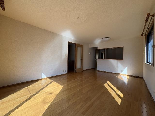 リビング  写真撮影日：2026-03-13