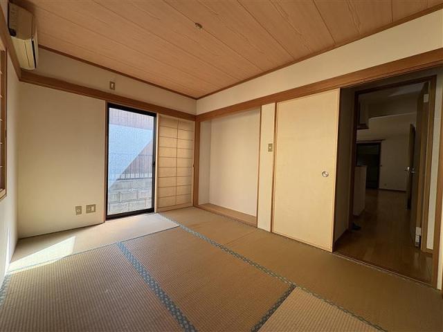 リビング以外の居室  写真撮影日：2026-03-13