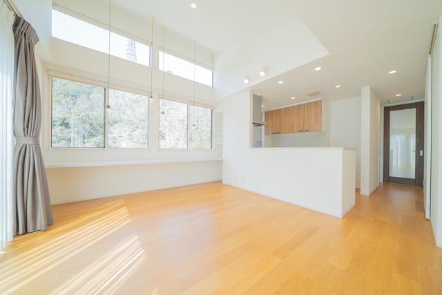 リビング  写真撮影日：2026-03-15