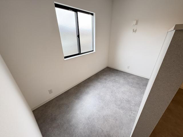 リビング以外の居室  写真撮影日：2026-03-20