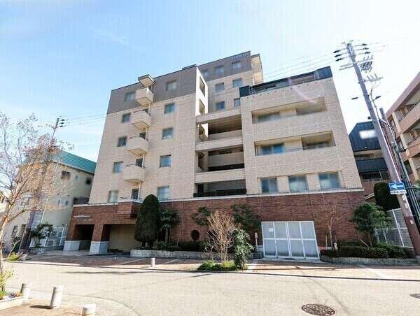 阪神本線「芦屋」駅まで徒歩4分等、複数路線利用可能です。通勤・通学、休日のお出かけがスムーズです。