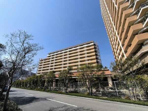 医療・生活など各種サービス有り。24時間スタッフ体制や24時間ゴミ出し可能で、快適に暮らせます。