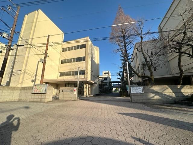 伊丹市立東中学校 1200m 写真撮影日：2026-04-19