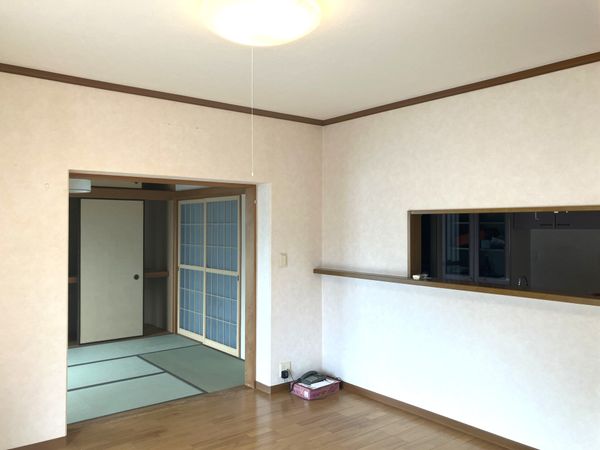 １階ダイニングキッチン＋和室