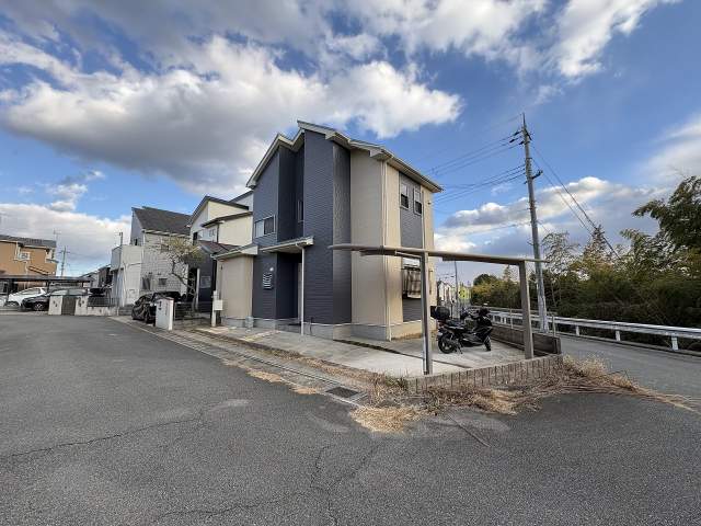 前面道路含む現地写真  写真撮影日：2026-01-23