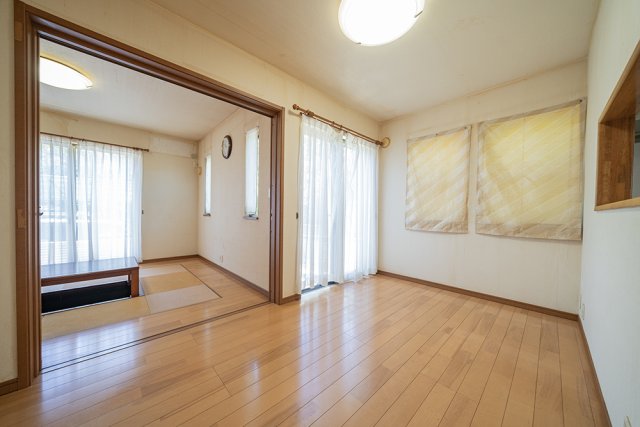 リビング  写真撮影日：2026-06-05