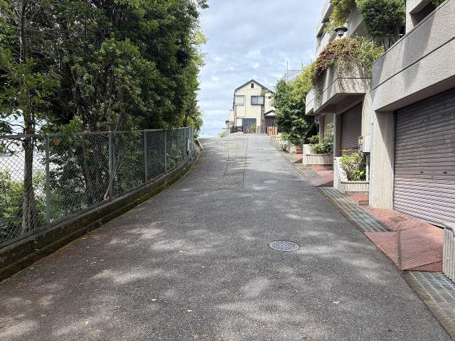 前面道路含む現地写真  写真撮影日：2026-05-24