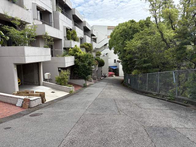 前面道路含む現地写真  写真撮影日：2026-05-24