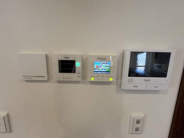 発電・温水設備 パネル  写真撮影日：2026-07-11
