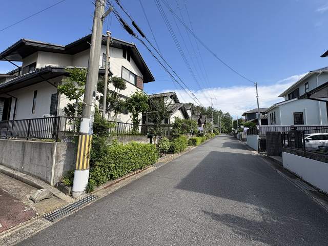 前面道路含む現地写真  写真撮影日：2026-07-11