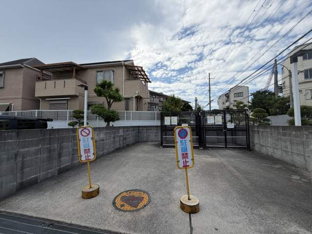 その他設備 ゴミステーション  写真撮影日：2026-08-02