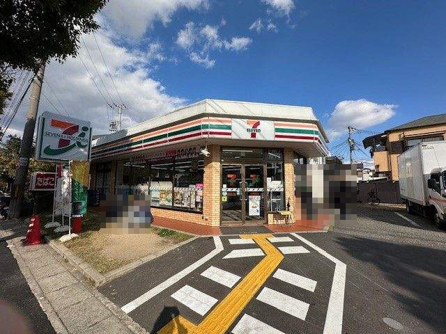 セブン-イレブン 伊丹千僧６丁目店 650m 写真撮影日：2026-08-02